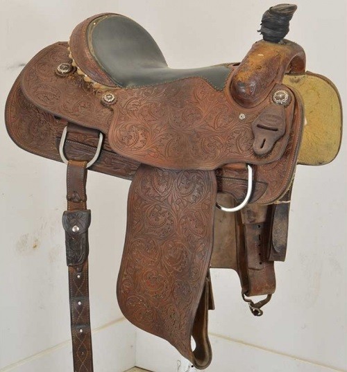 Used 15.5" Dale Martin Saddlery Team Roping Saddle