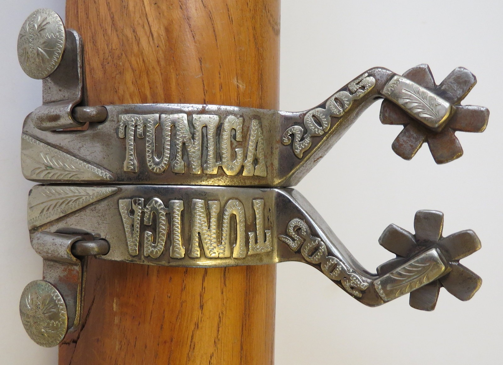 9930 Handmade BARRY GUILLORY One Piece Ladies Cutting Trophy Spurs