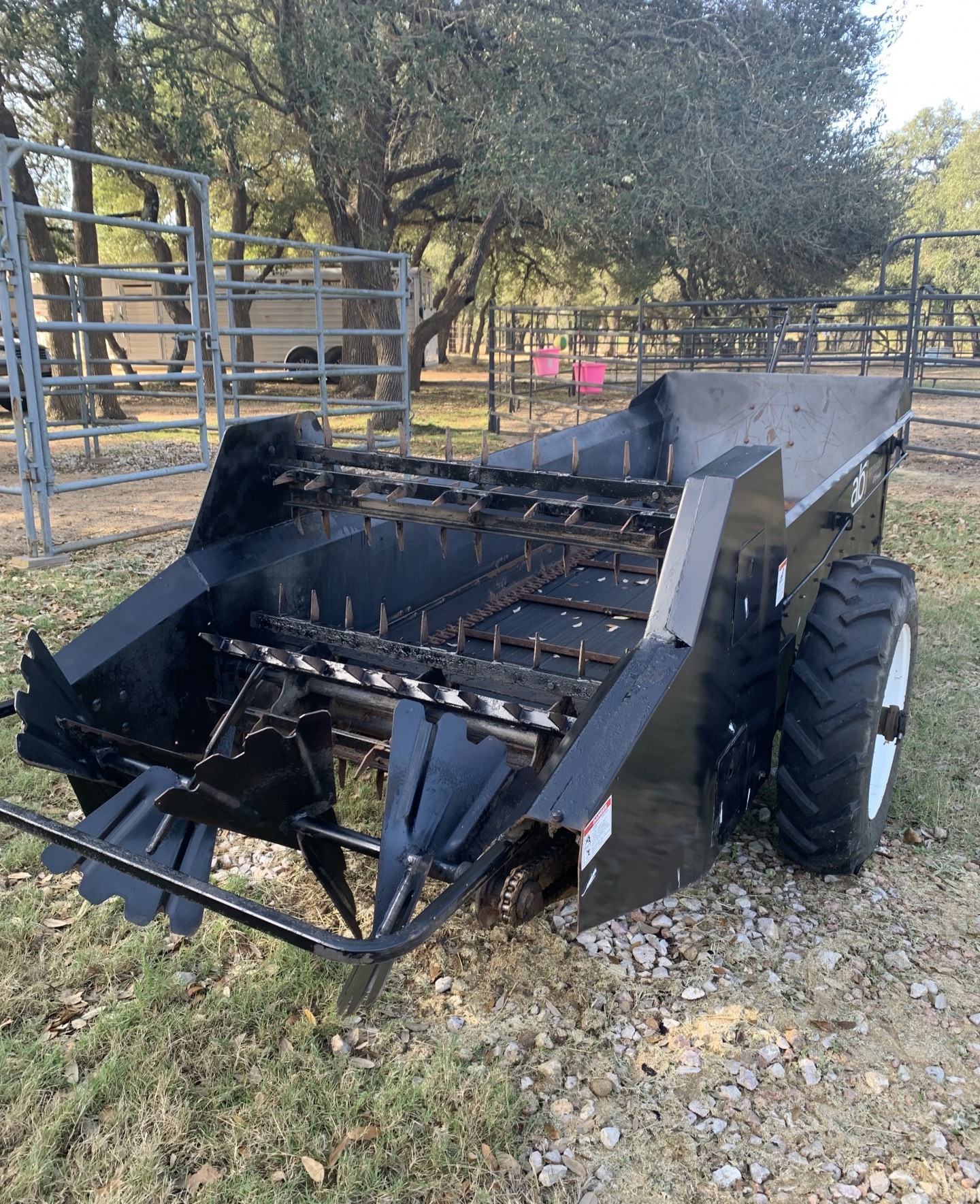 ABI MANURE SPREADER