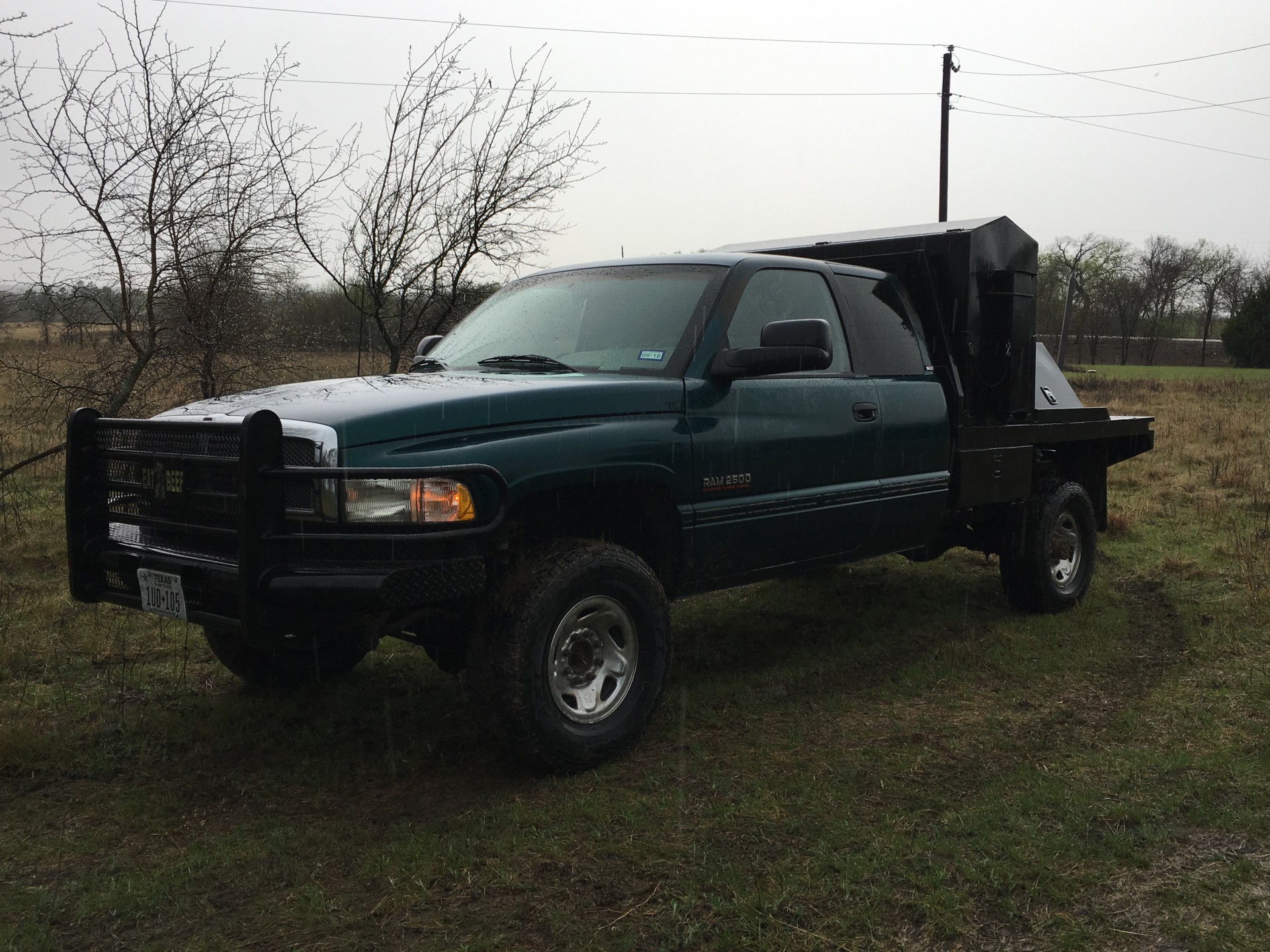 Deweze Adds Hydraulically Extendable Arms To Bale Beds Successful Farming