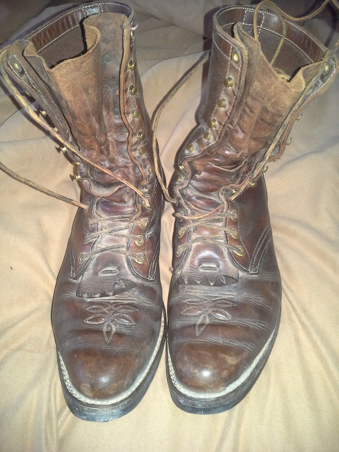 Hathorn Boots 8.5